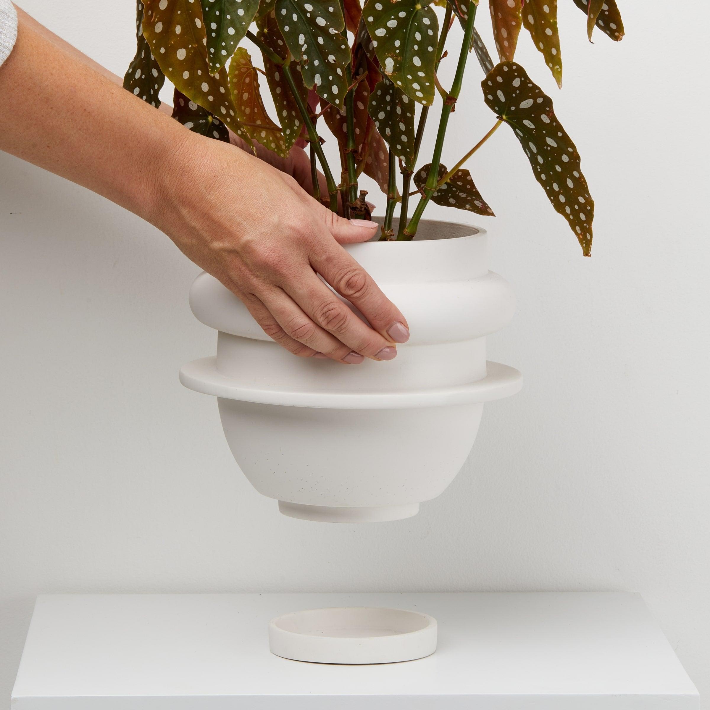 Capra Designs_White Planter