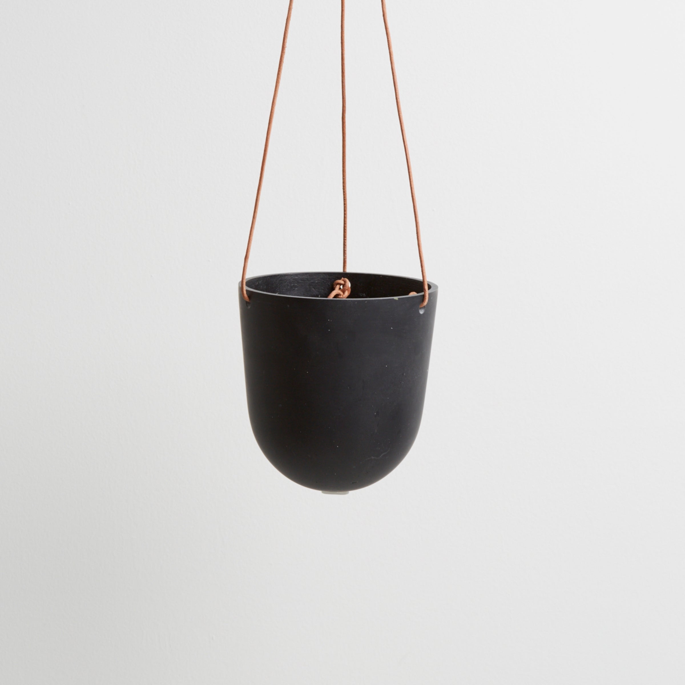 midnight hanging pots