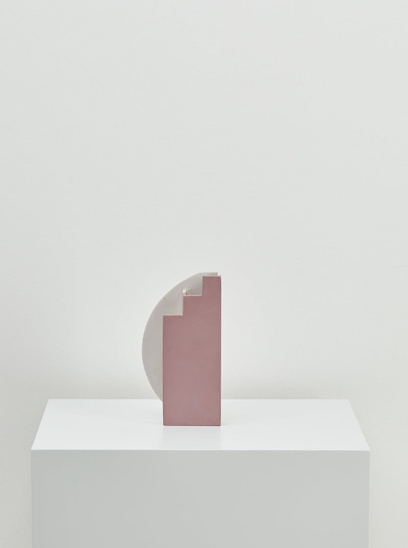 modern vase musk